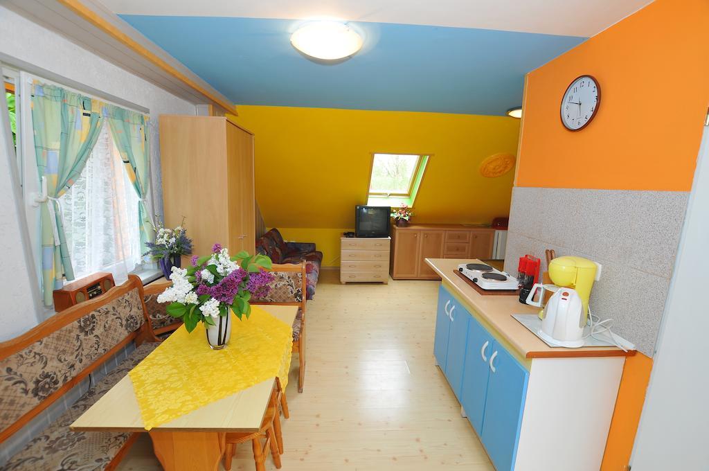 Osrodek Wczasowy Domino Bis Apartment จวีร์ซีโน ห้อง รูปภาพ