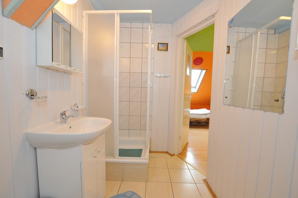 Osrodek Wczasowy Domino Bis Apartment จวีร์ซีโน ห้อง รูปภาพ