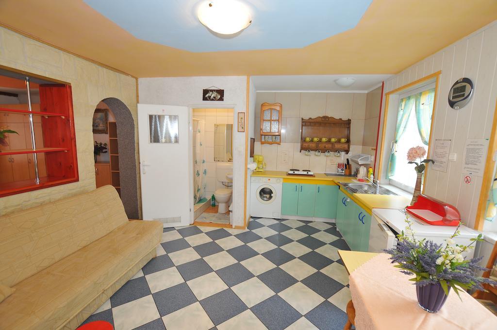 Osrodek Wczasowy Domino Bis Apartment จวีร์ซีโน ห้อง รูปภาพ
